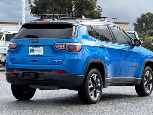 Used 2018 Jeep Compass Trailhawk w/ Leather Interior Group AWD/4WD image 4