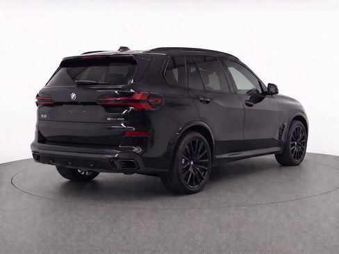Certified 2024 BMW X5 sDrive40i w/ Executive Package RWD image 3