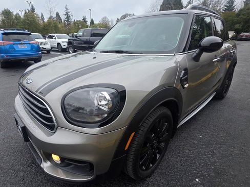 Used 2017 MINI Cooper Countryman FWD image 5