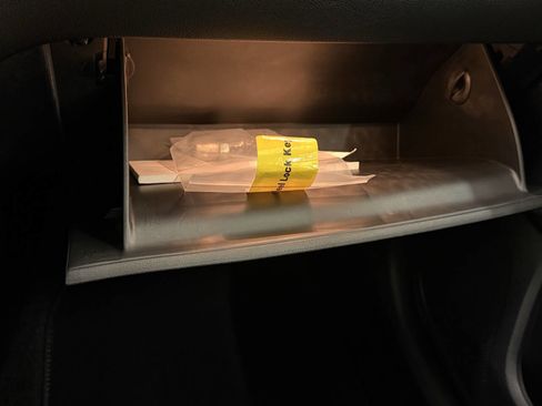 Used 2017 Kia Sportage EX image 36