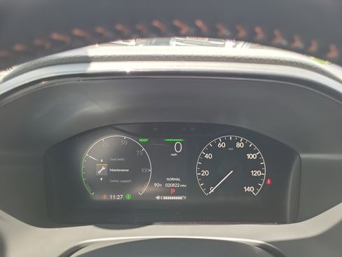 Used 2025 Honda CR-V Sport image 29