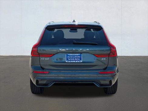 New 2026 Volvo XC60 B5 Plus w/ Climate Package AWD/4WD image 5