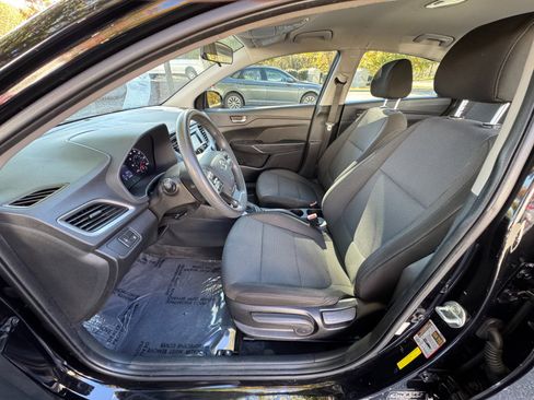 Used 2020 Hyundai Accent SE image 21