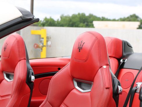 Used 2014 Maserati GranTurismo MC RWD image 96