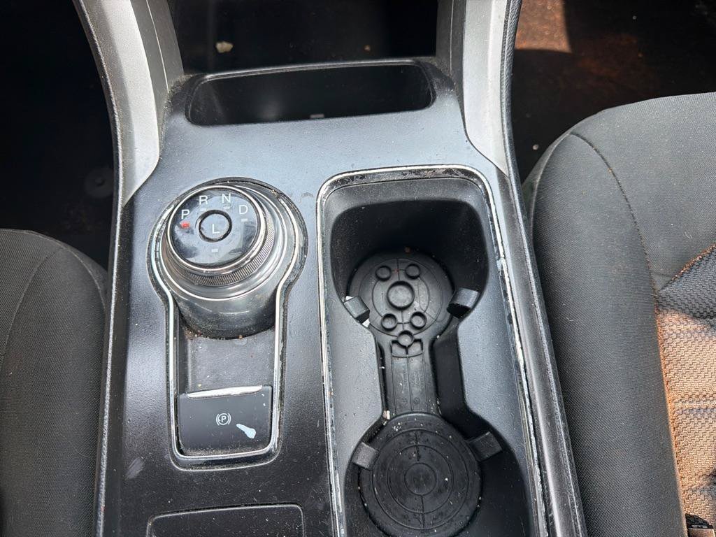 Used 2019 Ford Fusion SE FWD image 8