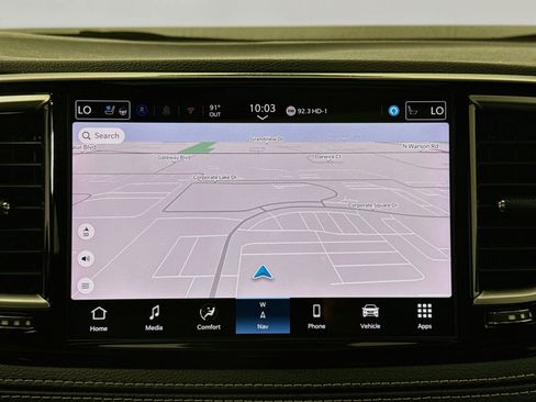 Used 2025 Chrysler Pacifica Limited FWD image 16
