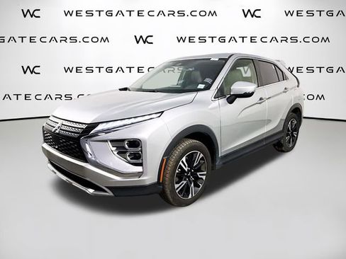Used 2023 Mitsubishi Eclipse Cross SE image 1