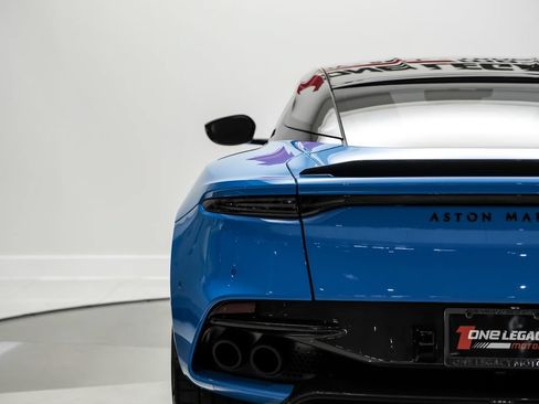 Used 2022 Aston Martin DBS Superleggera RWD image 35