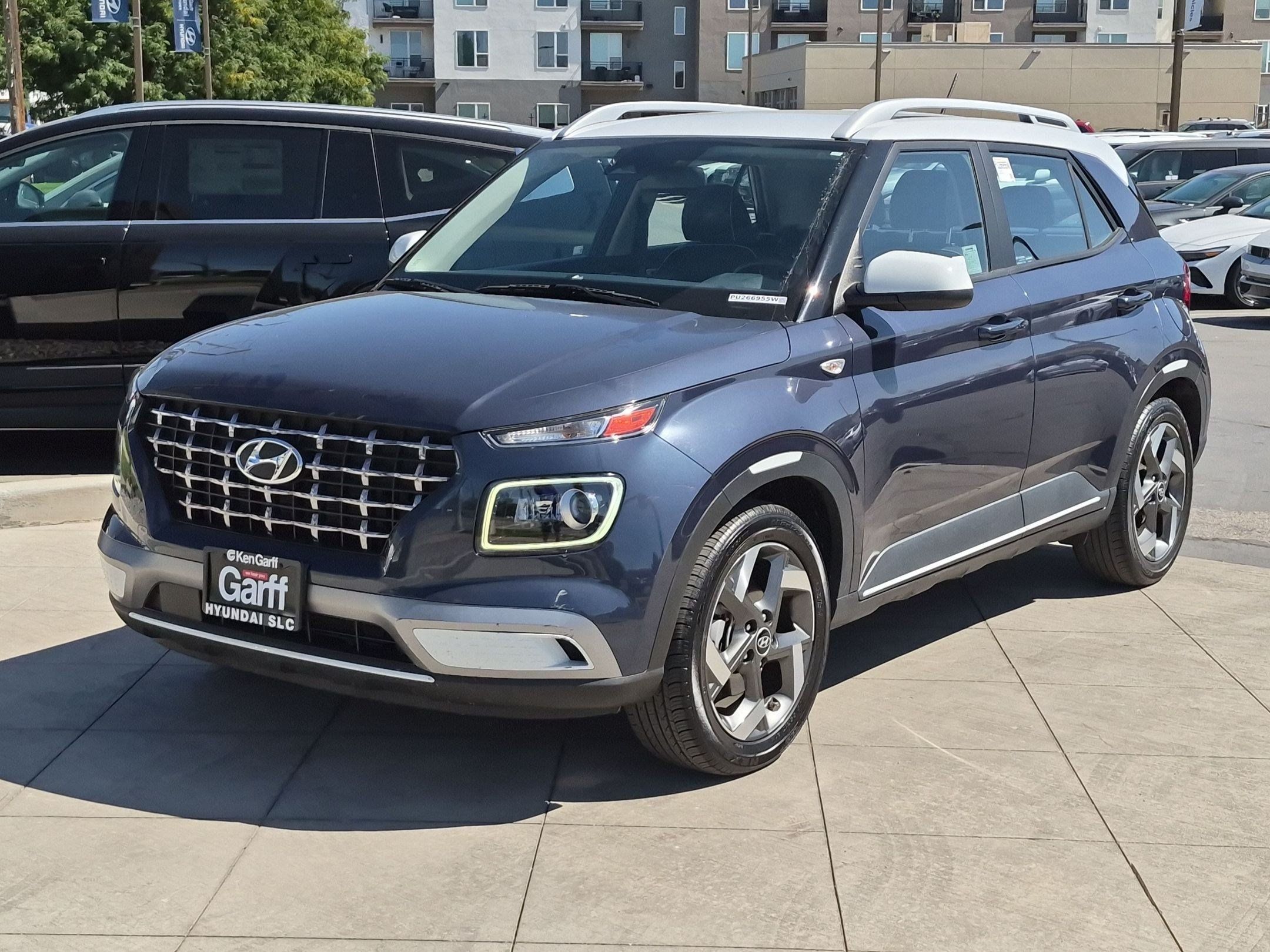 Certified 2023 Hyundai Venue Limited w/ Cargo Package FWD image 10