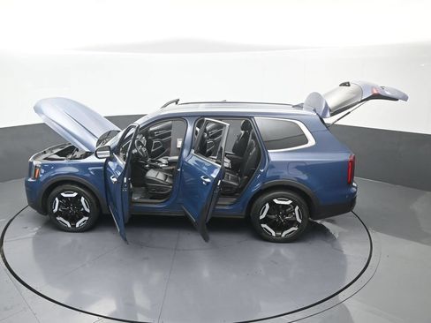 Used 2024 Kia Telluride S w/ S Sunroof Package FWD image 69