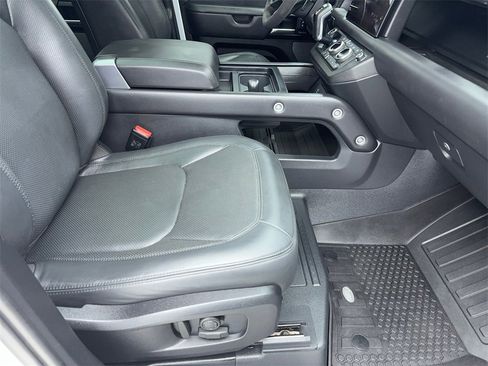 Used 2023 Land Rover Defender 110 V8 image 50