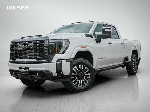 Used 2024 GMC Sierra 2500 Denali Ultimate AWD/4WD image 1