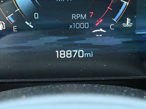 Used 2026 Chevrolet Equinox LT w/ Convenience Package II image 13