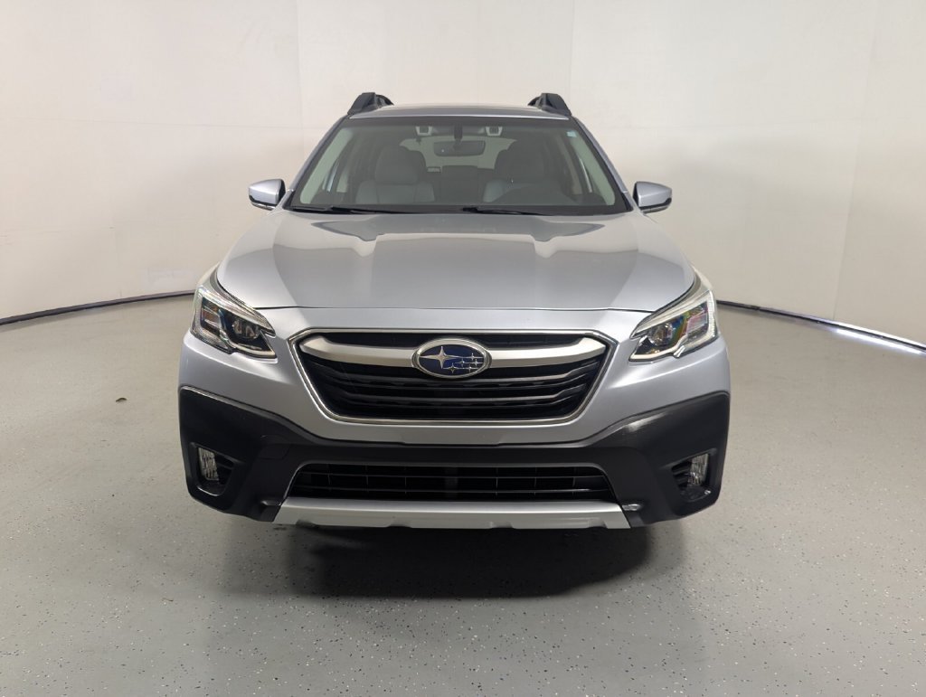 Used 2020 Subaru Outback Limited AWD/4WD image 2