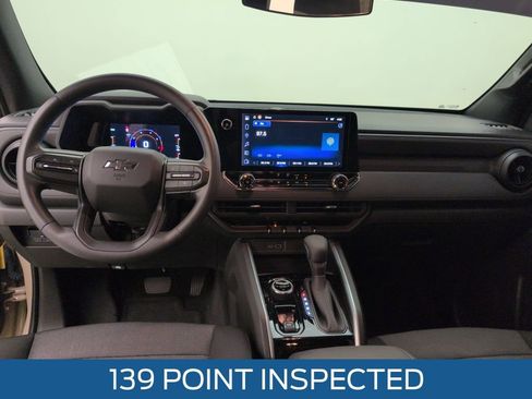 Used 2023 Chevrolet Colorado Trail Boss w/ Technology Package image 7