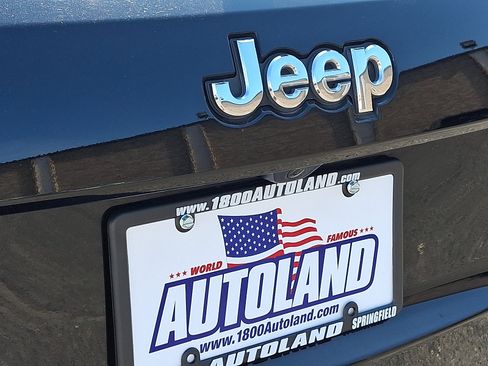 Used 2020 Jeep Grand Cherokee Limited AWD/4WD image 30