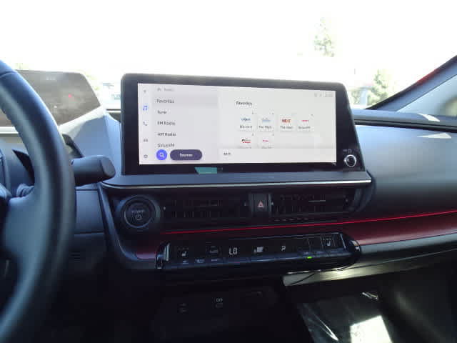 Certified 2025 Toyota Prius Plug-In Hybrid FWD image 27