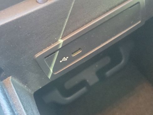 Used 2020 Mercedes-Benz GLS 450 4MATIC image 31