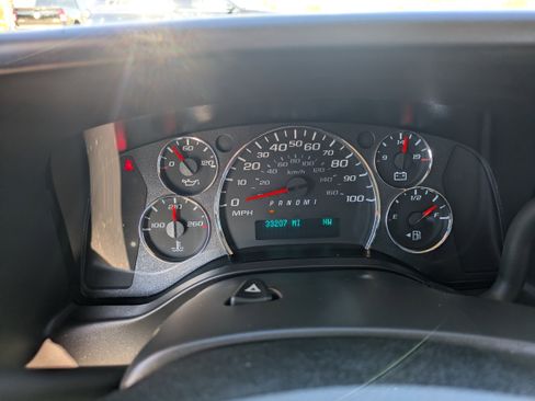 Used 2023 Chevrolet Express 3500 LS image 28