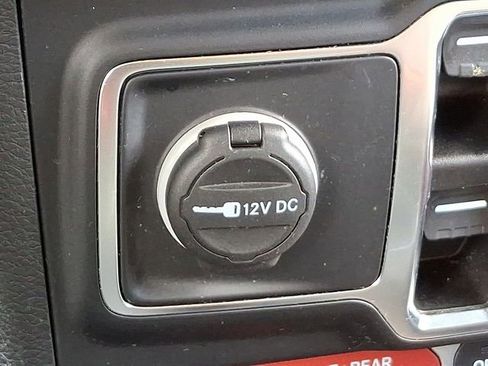 Used 2021 Jeep Wrangler Unlimited Rubicon w/ LED Lighting Group image 29