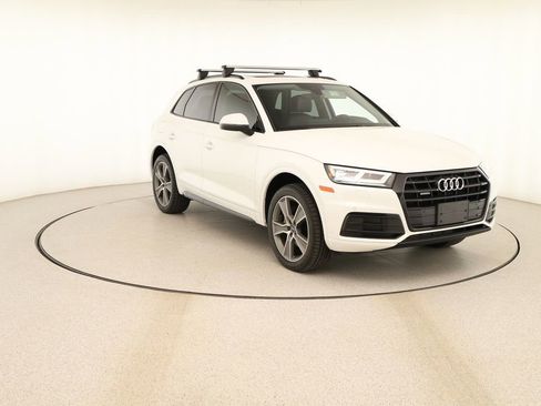 Used 2020 Audi Q5 2.0T Premium Plus w/ Premium Plus Package AWD/4WD image 10