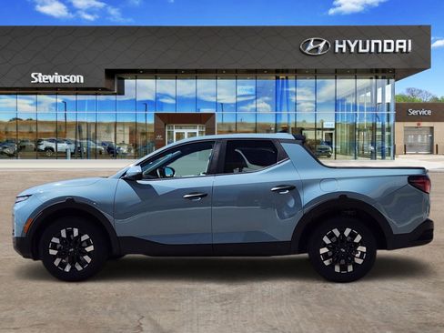 Certified 2025 Hyundai Santa Cruz SE AWD/4WD image 2