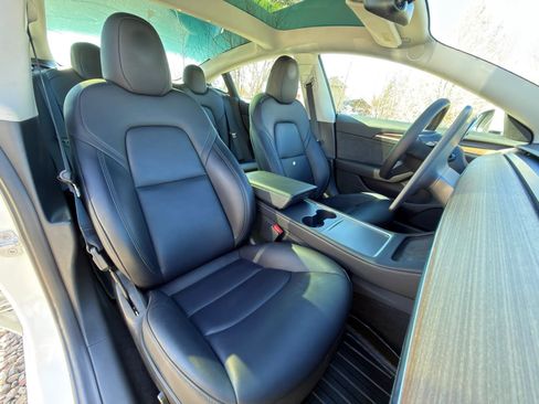 Used 2023 Tesla Model 3 Long Range image 8