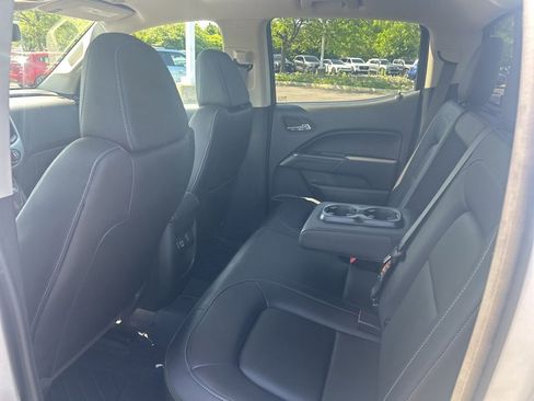Used 2020 Chevrolet Colorado LT w/ Luxury Package AWD/4WD image 13