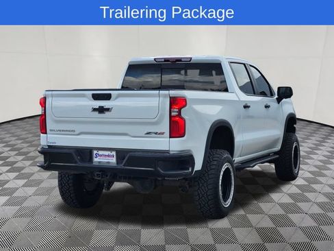Used 2024 Chevrolet Silverado 1500 ZR2 w/ Technology Package AWD/4WD image 4