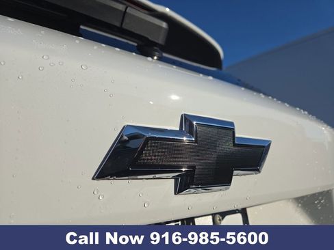 New 2026 Chevrolet Trax RS w/ Sunroof Package image 23