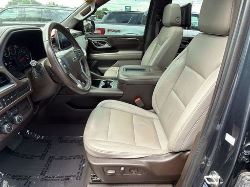 Used 2021 Chevrolet Tahoe Z71 w/ Rear Media and Nav Package AWD/4WD image 5