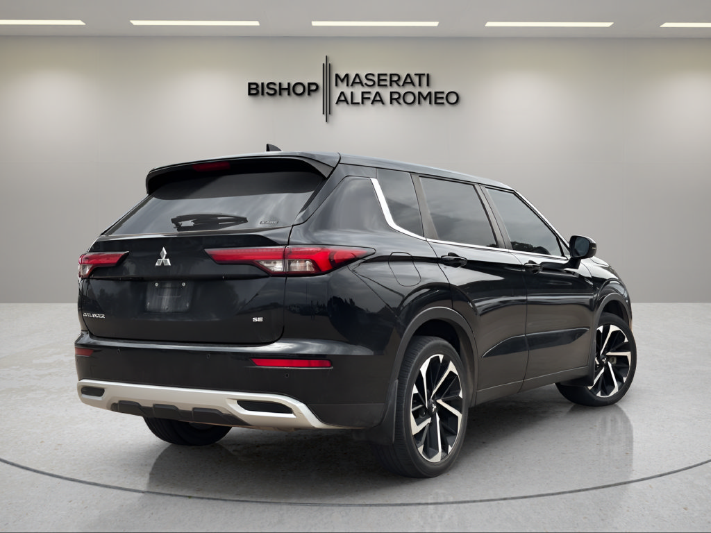 Used 2022 Mitsubishi Outlander SE AWD/4WD image 4