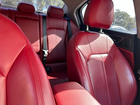 Used 2021 Alfa Romeo Giulia Sprint w/ Nero Edizione RWD image 36