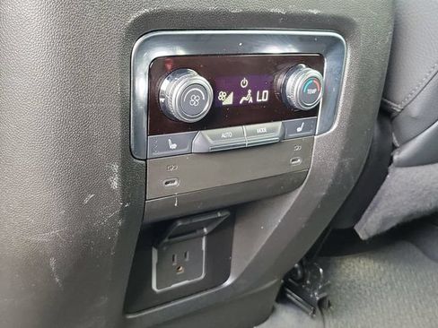 Certified 2025 GMC Yukon XL Denali AWD/4WD image 17
