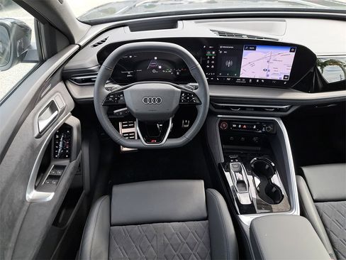 New 2025 Audi SQ5 Premium Plus image 22