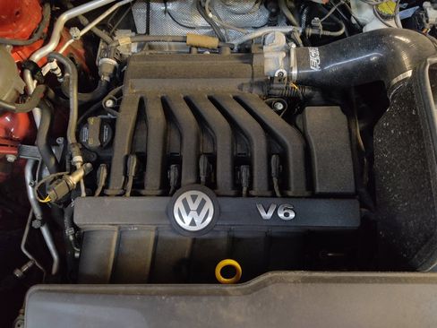Used 2020 Volkswagen Atlas Cross Sport SE w/ Towing Package AWD/4WD image 30