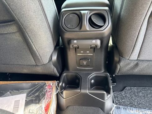 New 2026 Jeep Gladiator Sport AWD/4WD image 23