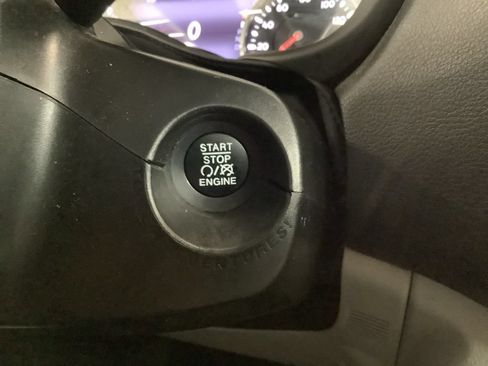 Used 2021 Jeep Renegade Limited AWD/4WD image 20