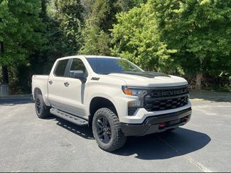 New 2026 Chevrolet Silverado 1500 Custom Trail Boss w/ LPO, Dark Essentials Package AWD/4WD video 2