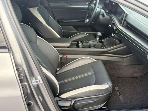 Used 2025 Kia K5 GT-Line w/ GT-Line Premium Package FWD image 29