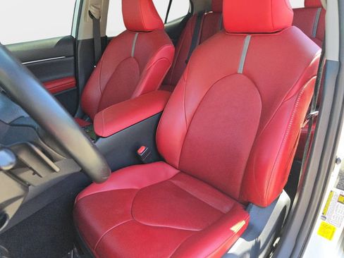 Used 2020 Toyota Camry XSE w/ Driver Assist Package FWD image 17