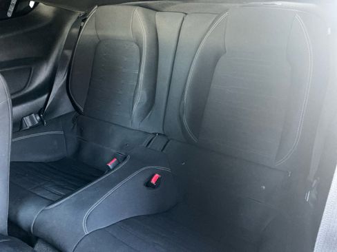 Used 2016 Ford Mustang GT RWD image 13