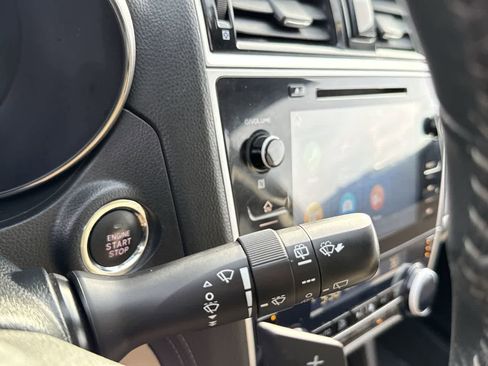 Used 2019 Subaru Outback 2.5i Limited w/ Popular Package #2 image 24