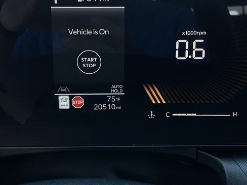 Used 2025 Kia K4 LXS image 11