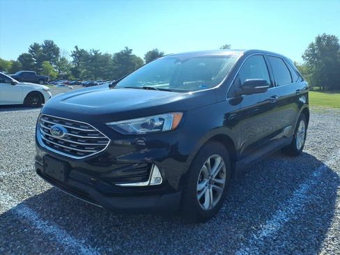 Used 2019 Ford Edge SEL w/ Equipment Group 201A AWD/4WD image 2