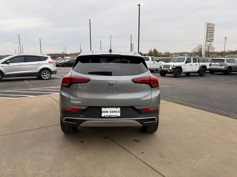 Used 2024 Buick Encore GX Preferred w/ Comfort Package image 5