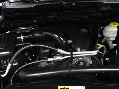 Used 2018 RAM 1500 Express w/ Express Value Package image 10