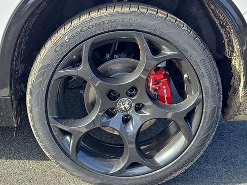 New 2026 Alfa Romeo Stelvio Sprint image 5