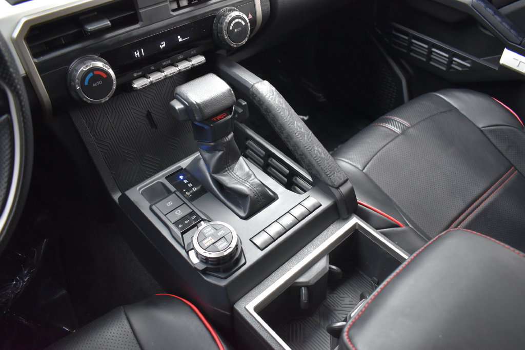 Used 2024 Toyota Tacoma TRD Off-Road AWD/4WD image 20