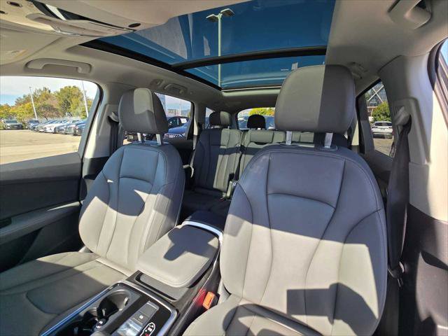Certified 2025 Audi Q7 3.0T Premium Plus w/ Premium Plus Package AWD/4WD image 25